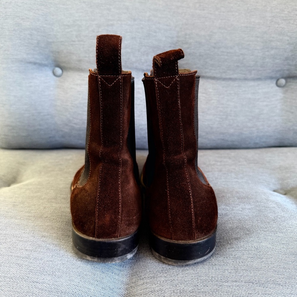 Gucci Leon Men's Brown Suede Chelsea Boots - Picture 3 of 9